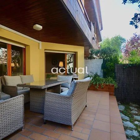 Marina Bajos 1ª Апартаменти *